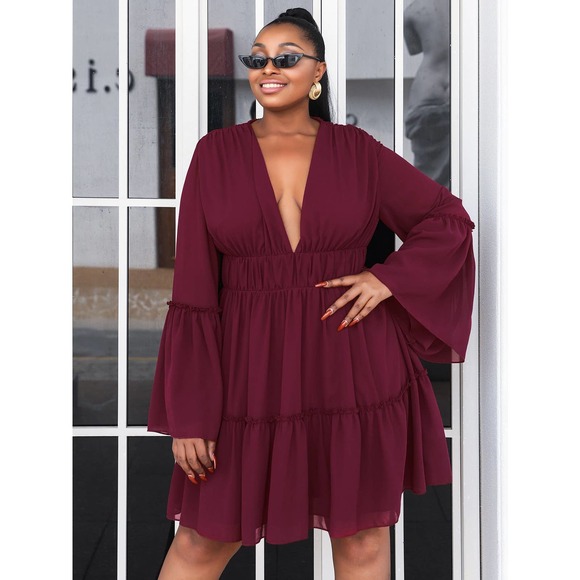 Plus Size Flare Sleeve Plunge Mini Dress - Picture 3 of 6